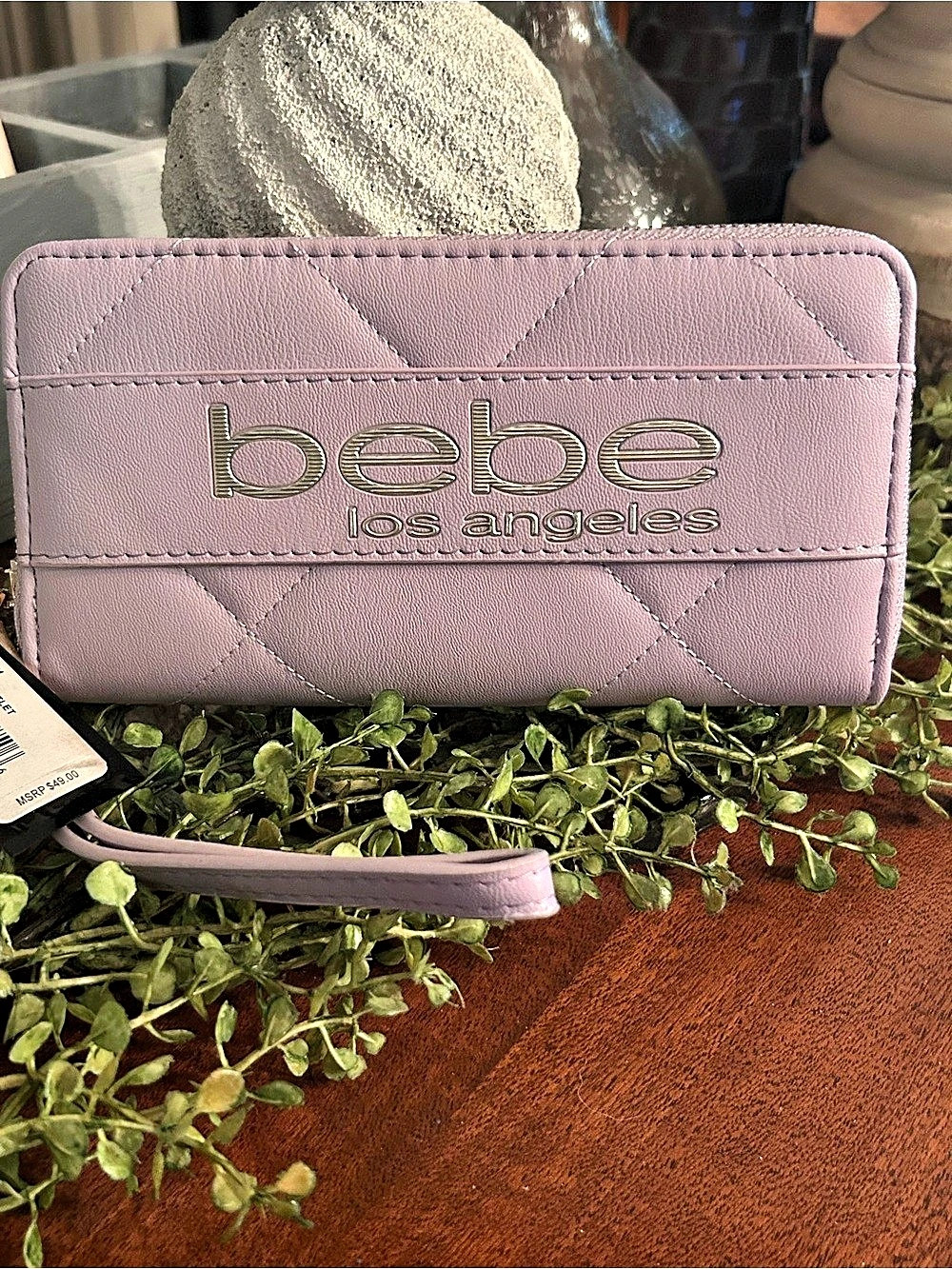 bebe Zig Zag Wristlet Geometric Wristlet in Purple NWT